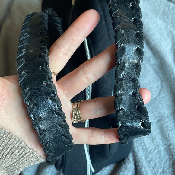 Sexy little black and silver 💋 Victoria’s Secret bag - Picture 7 of 12